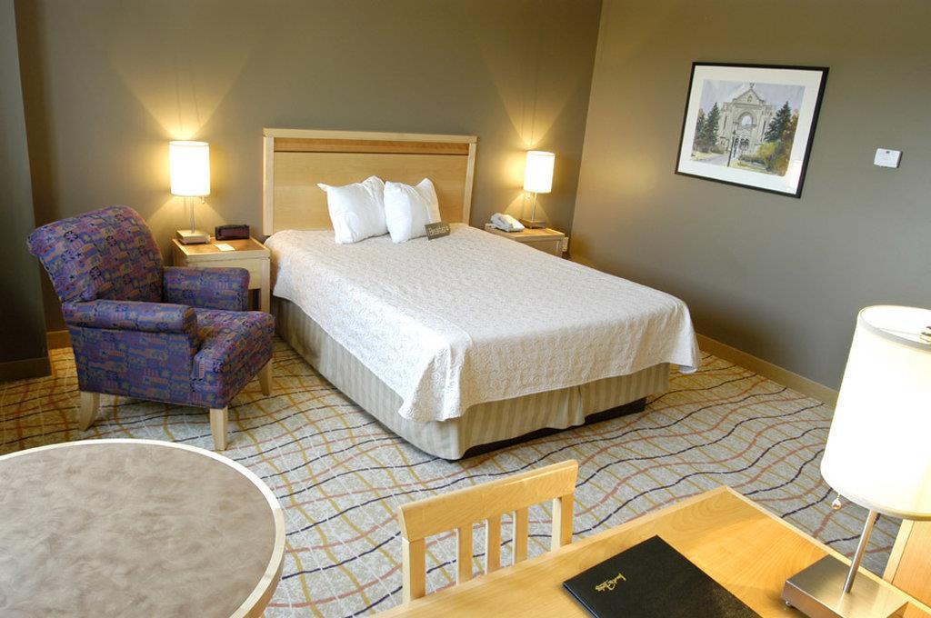 Inn At The Forks Γουίνιπεγκ Δωμάτιο φωτογραφία